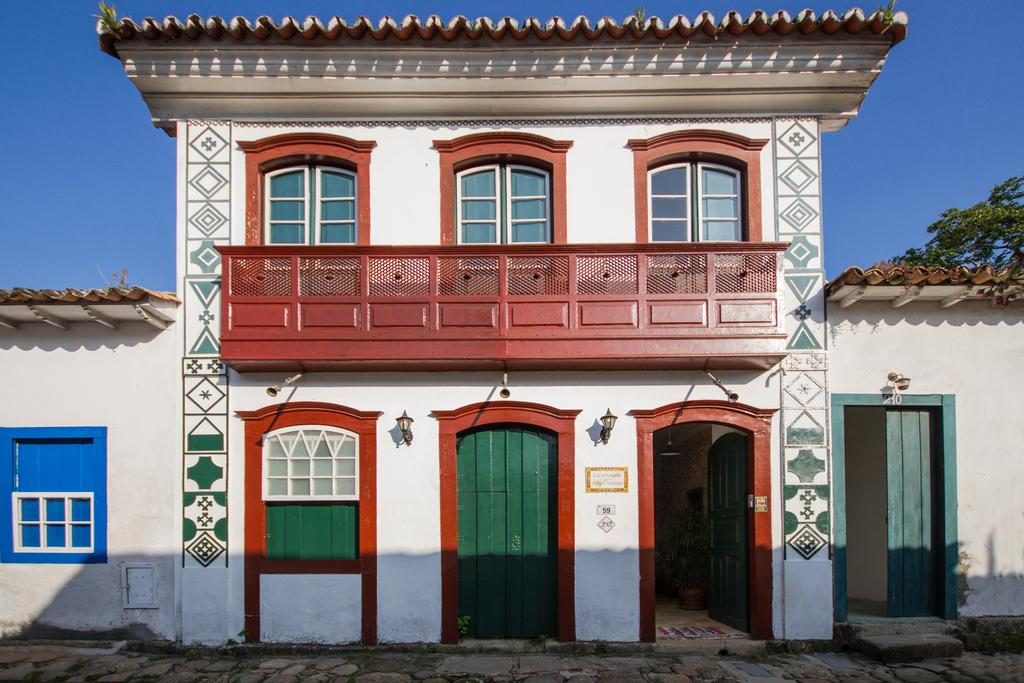 fachada da pousada arte colonial em paraty rj: onde se hospedar em Paraty