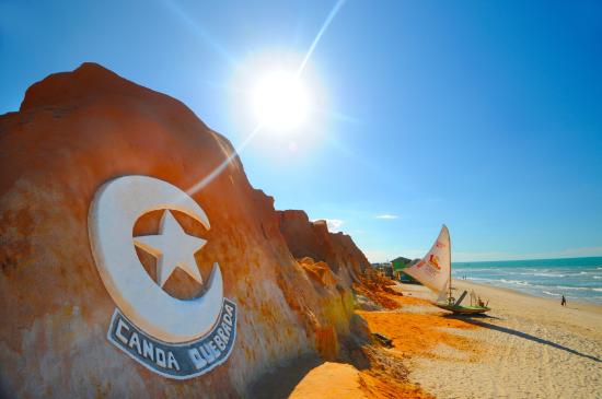 canoa quebrada: lugares para passar o carnaval 2020